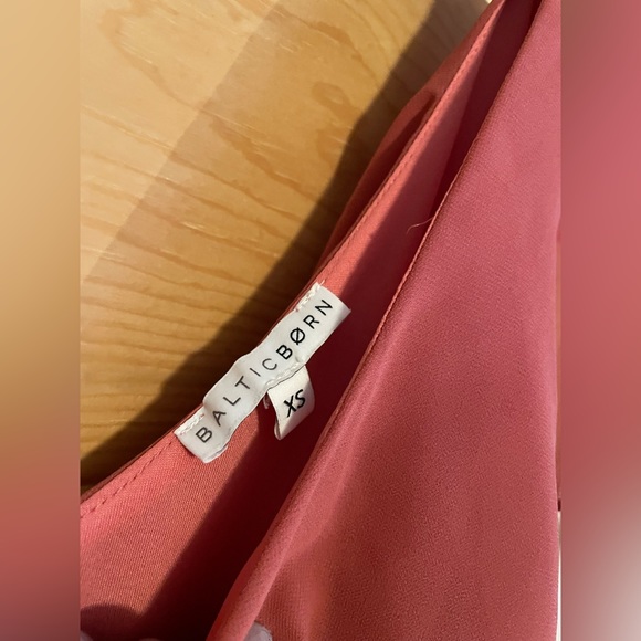 Baltic Born Katya Ruffle Maxi Dress in Rosewood Color (Coral pink) Size XS - Picture 7 of 12